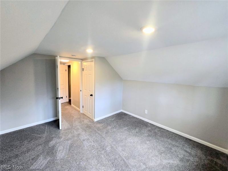 764 Irving Park Boulevard, Sheffield Village, OH 44054 Photo 14