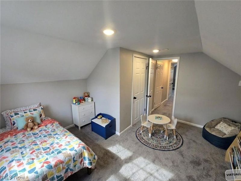 764 Irving Park Boulevard, Sheffield Village, OH 44054 Photo 7