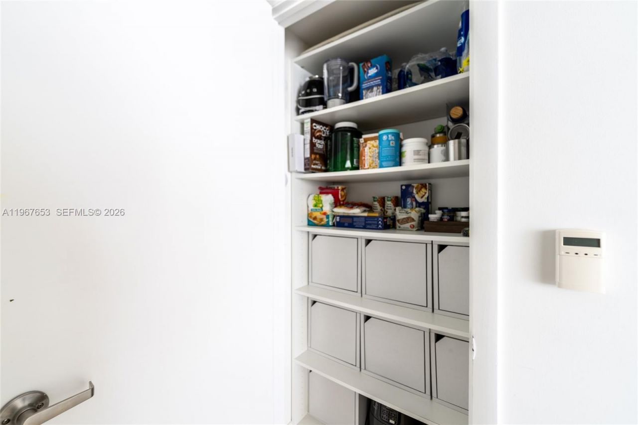 495 Brickell Ave , Unit 3211, Miami, FL 33131 Photo