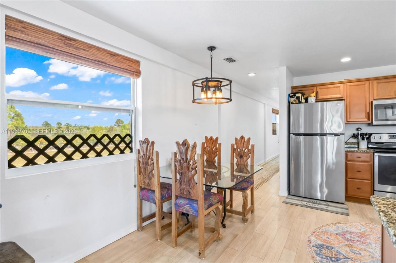 6050 Stringfellow Rd , Saint James City, FL 33956 Photo