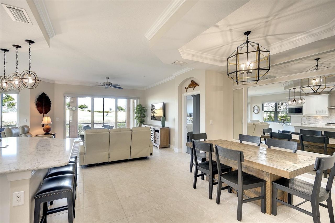 7482 Divot Loop, Unit 6A, Bradenton, FL 34202 Photo