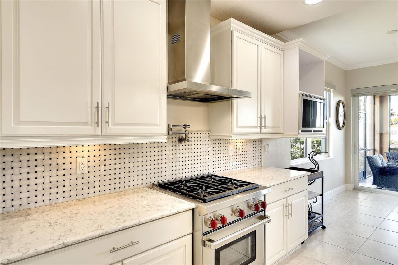 7482 Divot Loop, Unit 6A, Bradenton, FL 34202 Photo