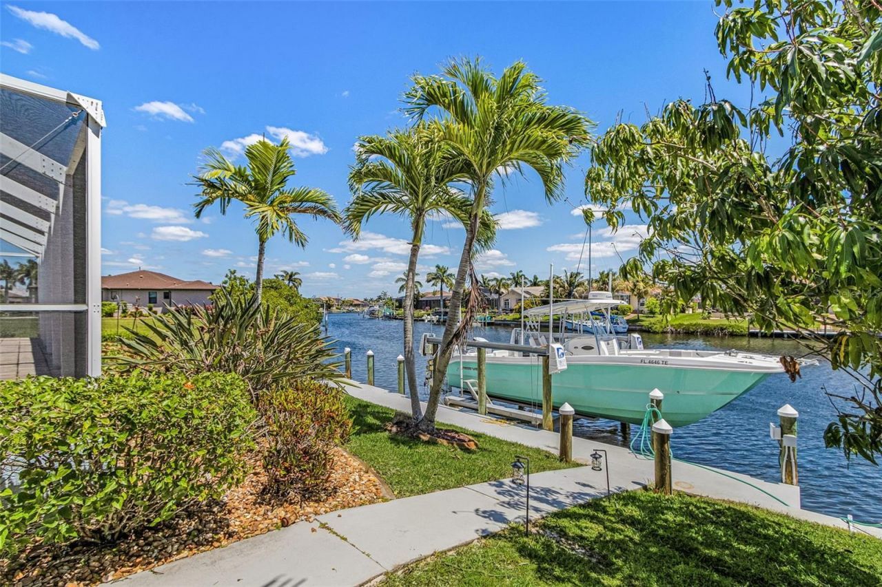1359 Pine Siskin Dr, Punta Gorda, FL 33950 Photo