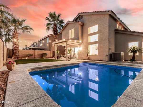 2905 E GLENHAVEN Drive, Phoenix, AZ 85048