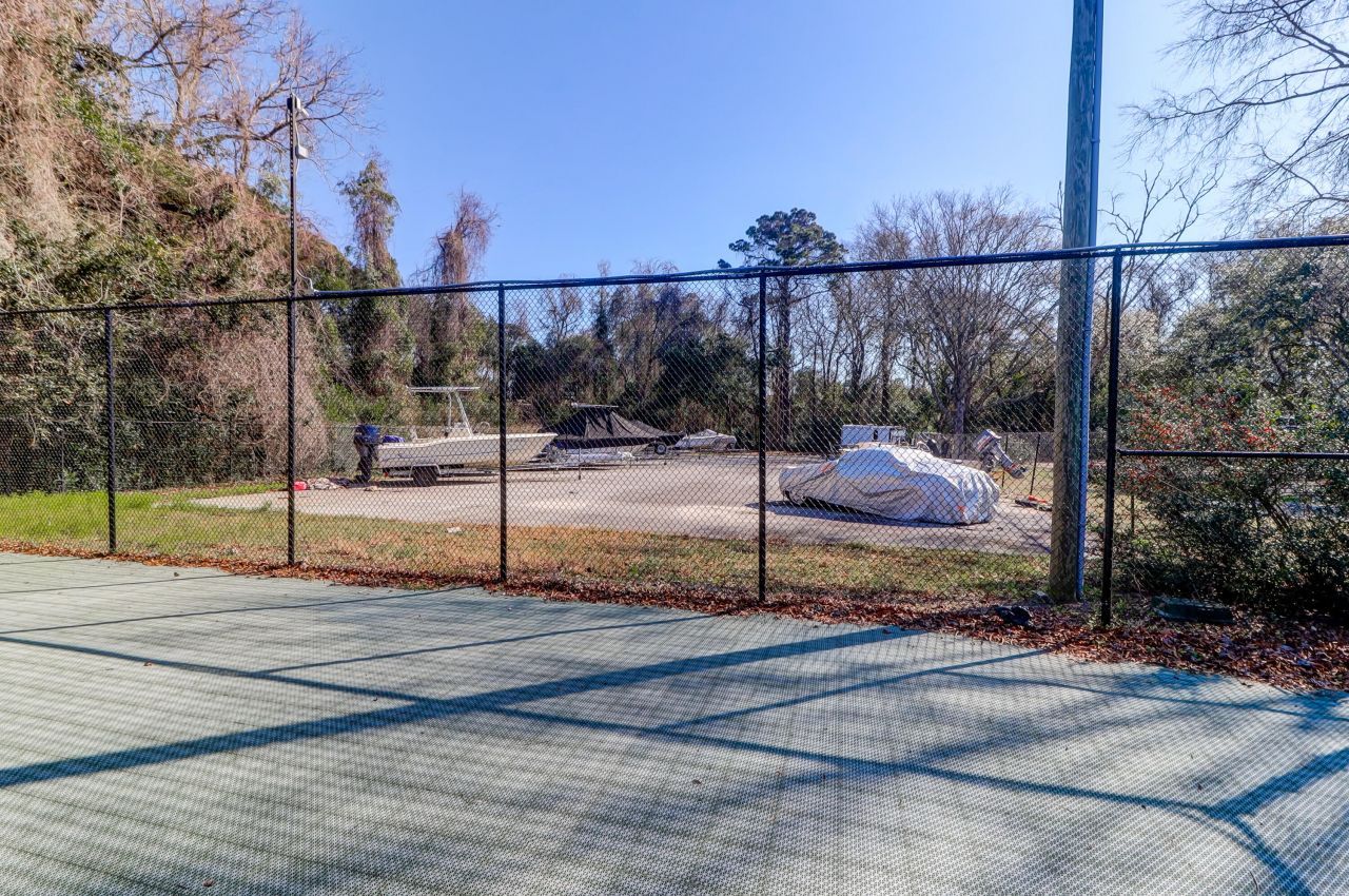 115 Heritage Circle Photo 17