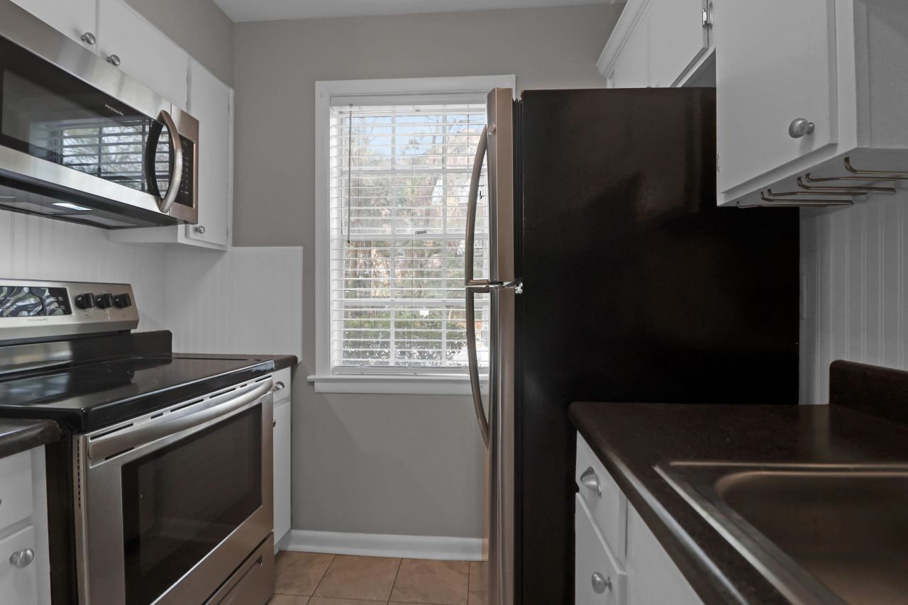 115 Heritage Circle Photo 6