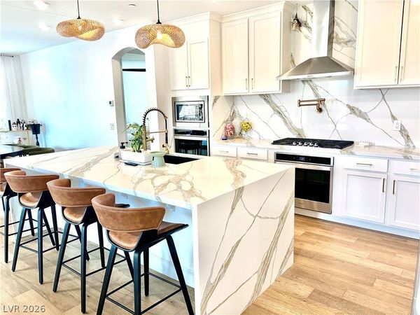 6 Sun Lily Lane, Henderson, NV 89011