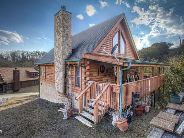 2505 Fleming Way, Sevierville, TN 37876