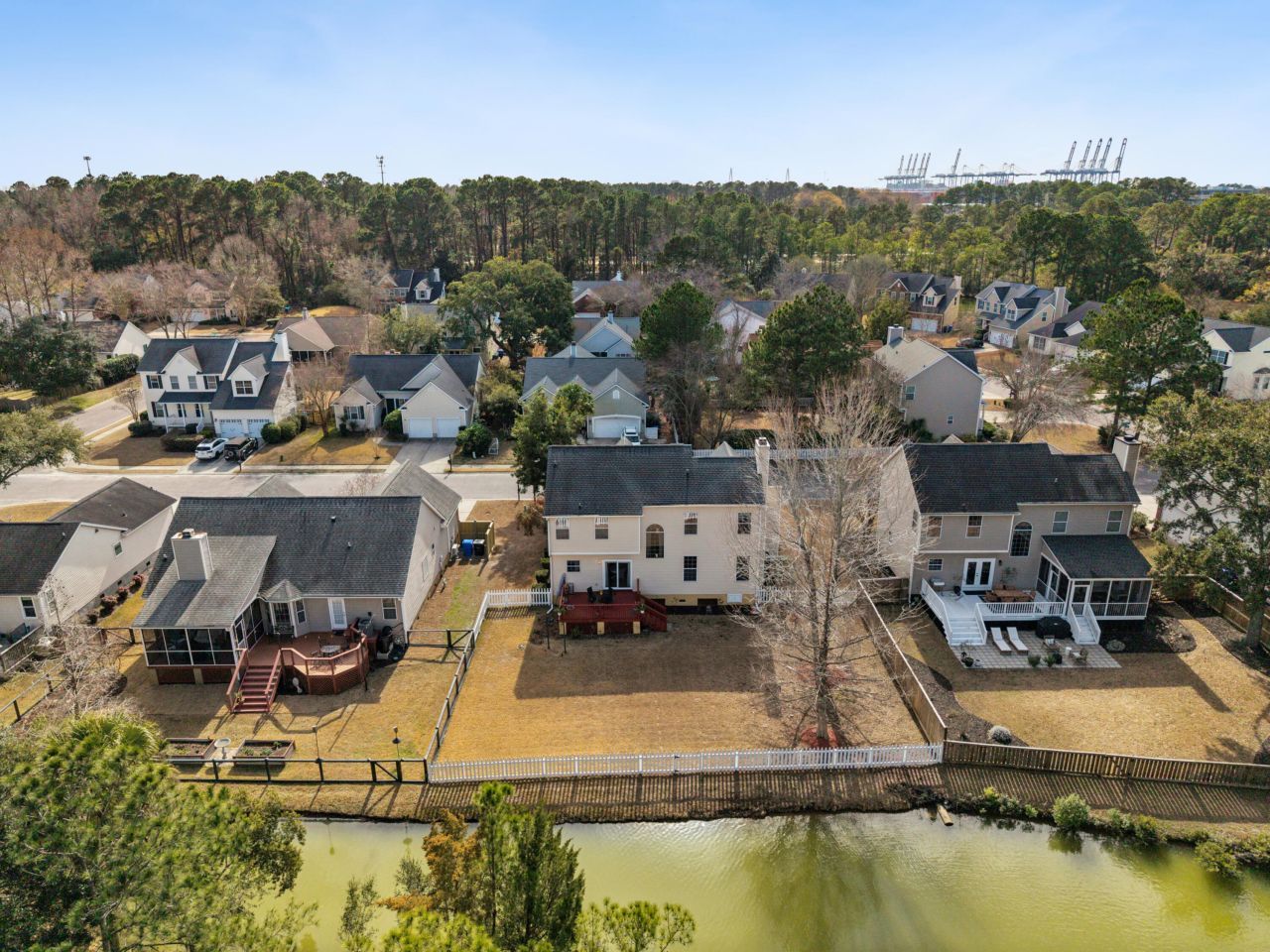 110 Revolution Drive Photo 25