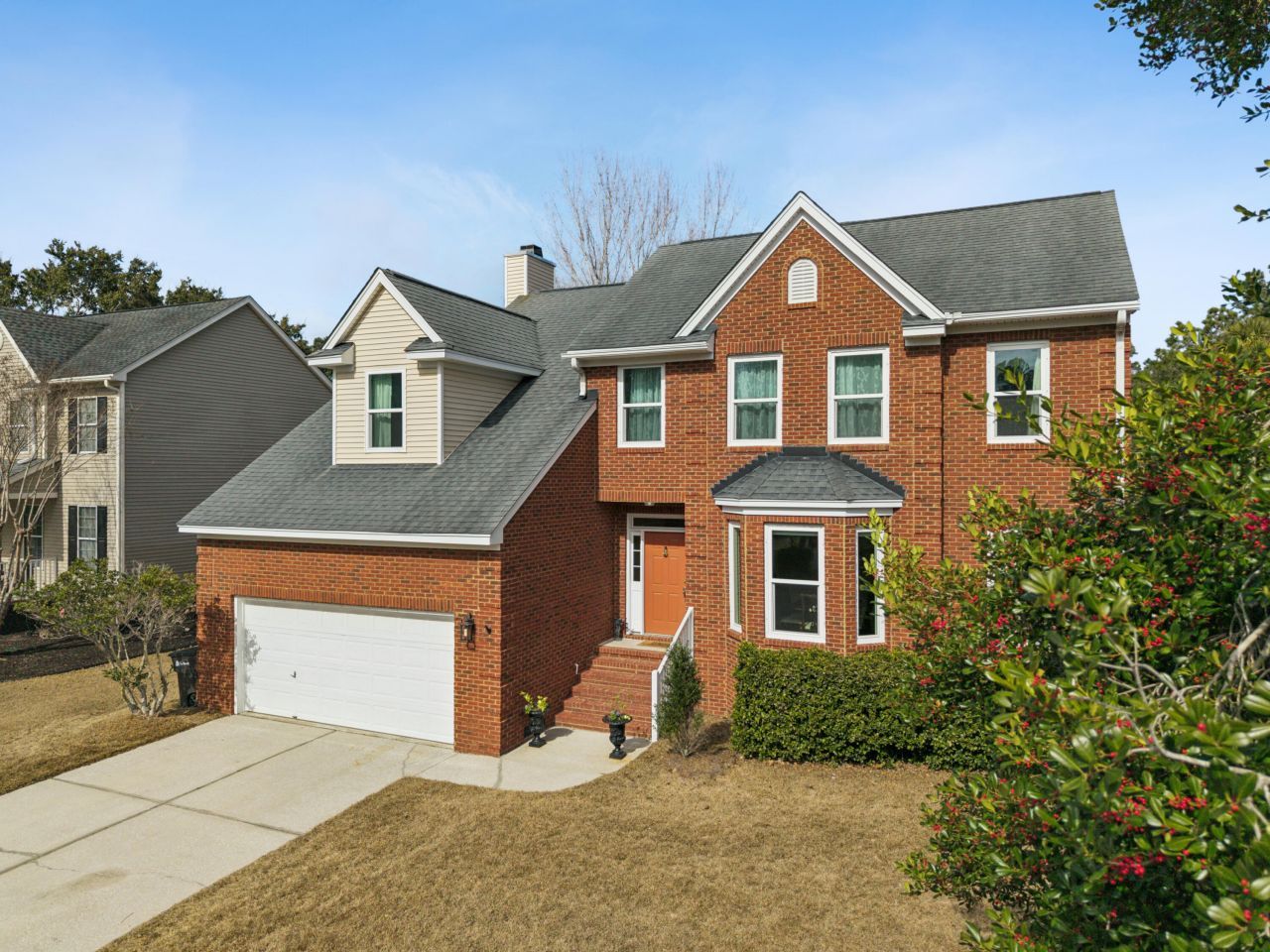 110 Revolution Drive Photo 29