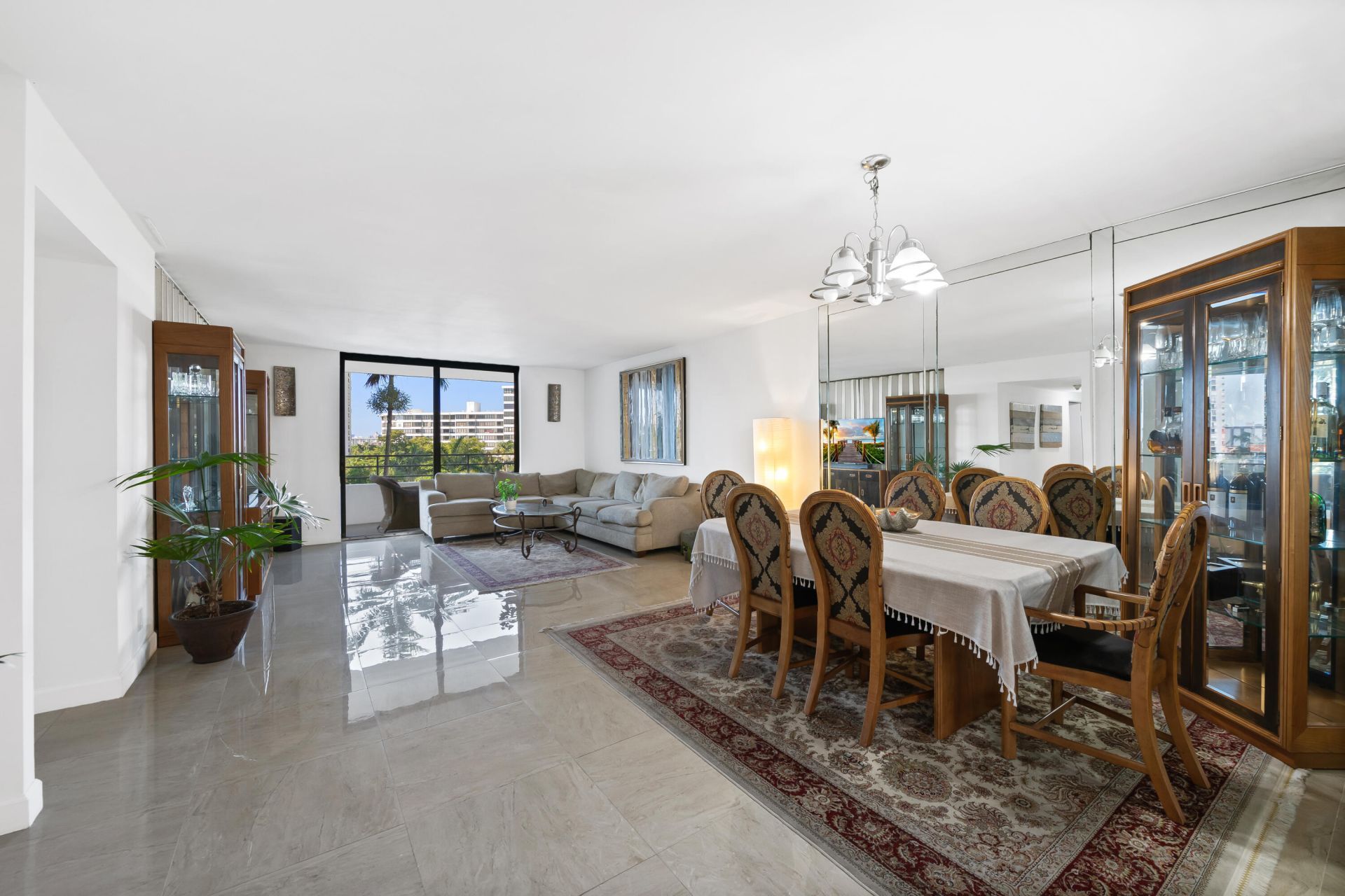 2500 Parkview Drive, Unit 615, Hallandale Beach, FL 33009 Photo