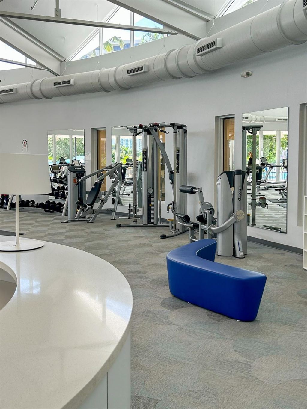 2500 Parkview Dr, Unit 615, Hallandale Beach, FL 33009 Photo