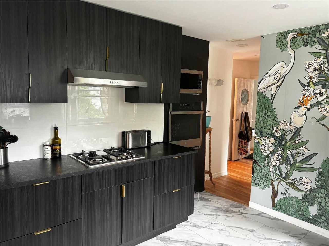 945 11th Street N, Saint Petersburg, FL 33705 Photo