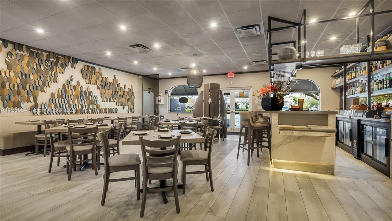 2220 N University Dr , Sunrise, FL 33322 Photo