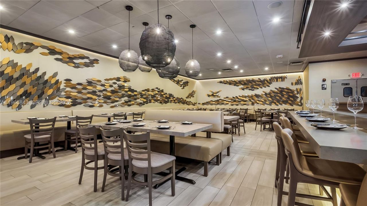 2220 N University Dr , Sunrise, FL 33322 Photo