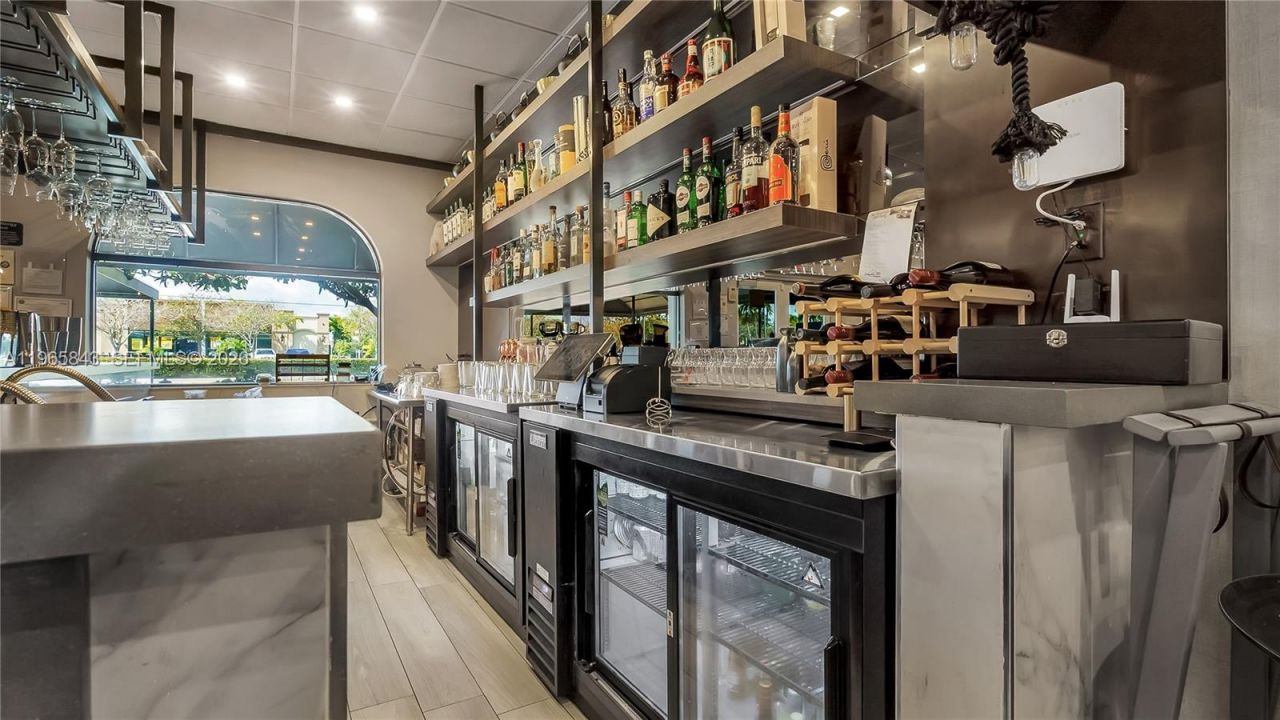 2220 N University Dr , Sunrise, FL 33322 Photo