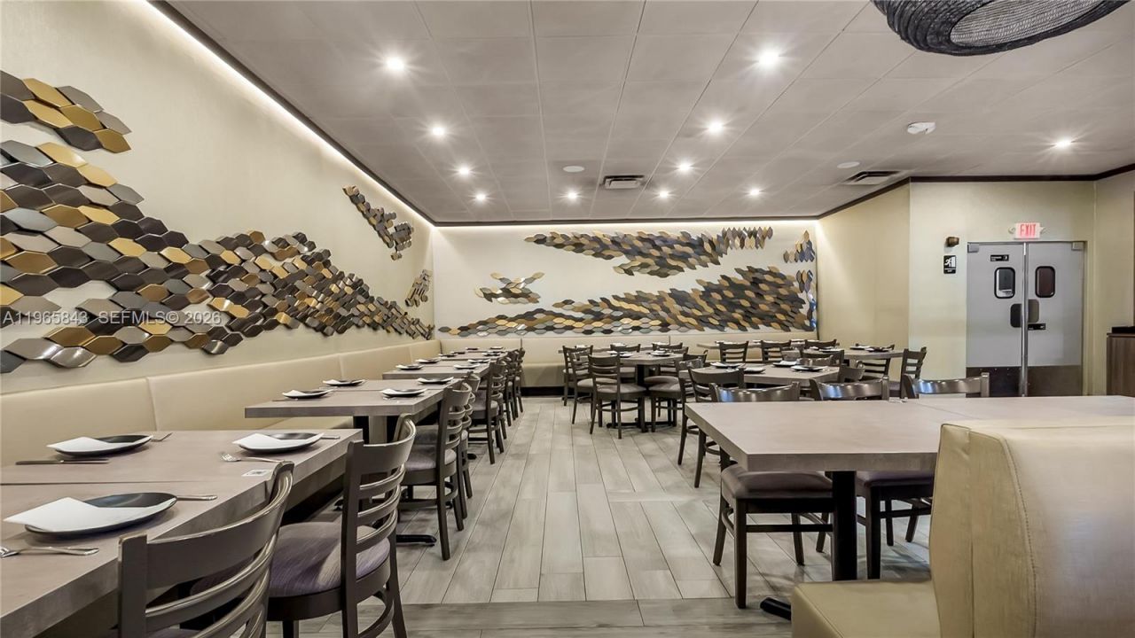 2220 N University Dr , Sunrise, FL 33322 Photo