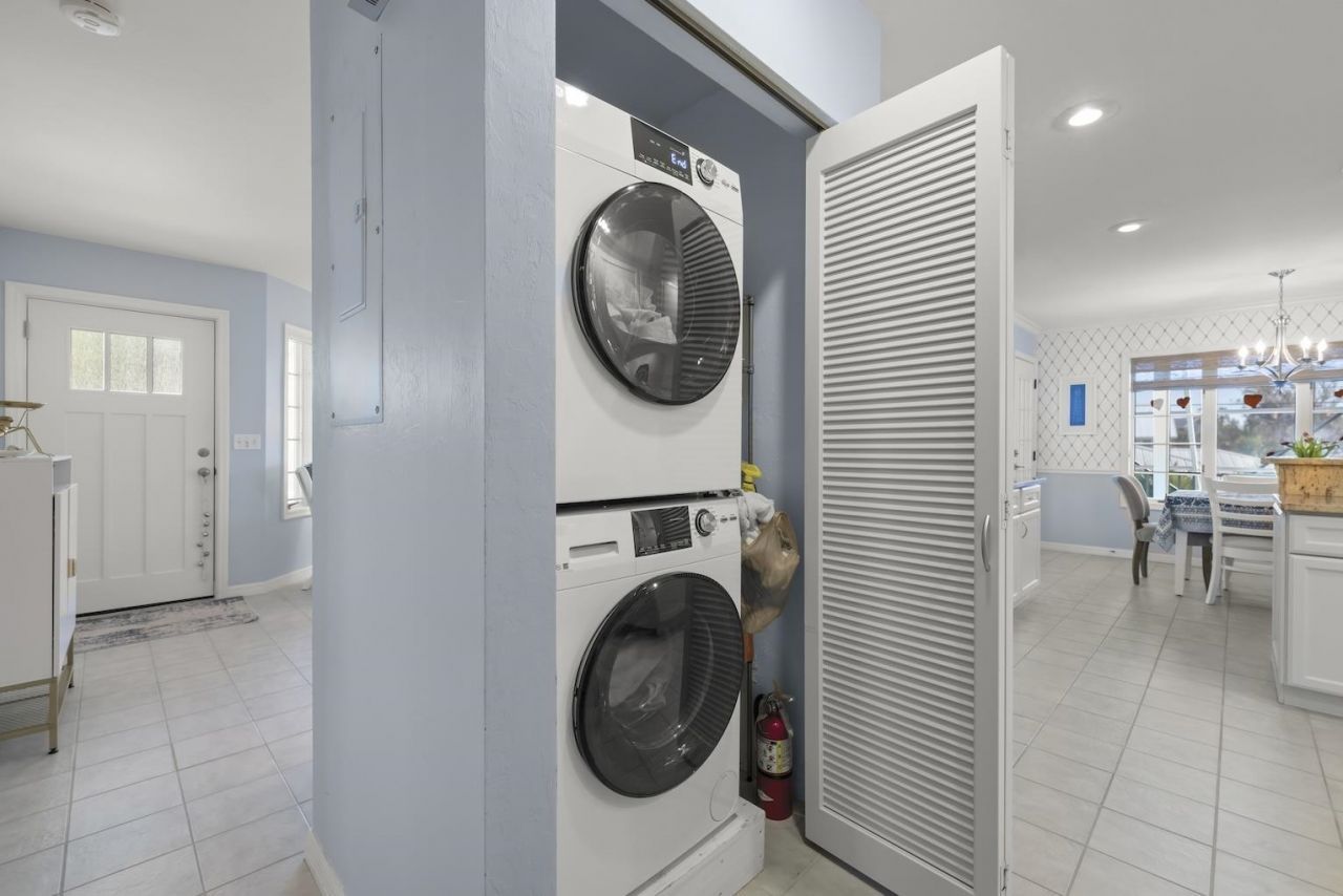 1360 Jamaica Dr, Sanibel, FL 33957 Photo