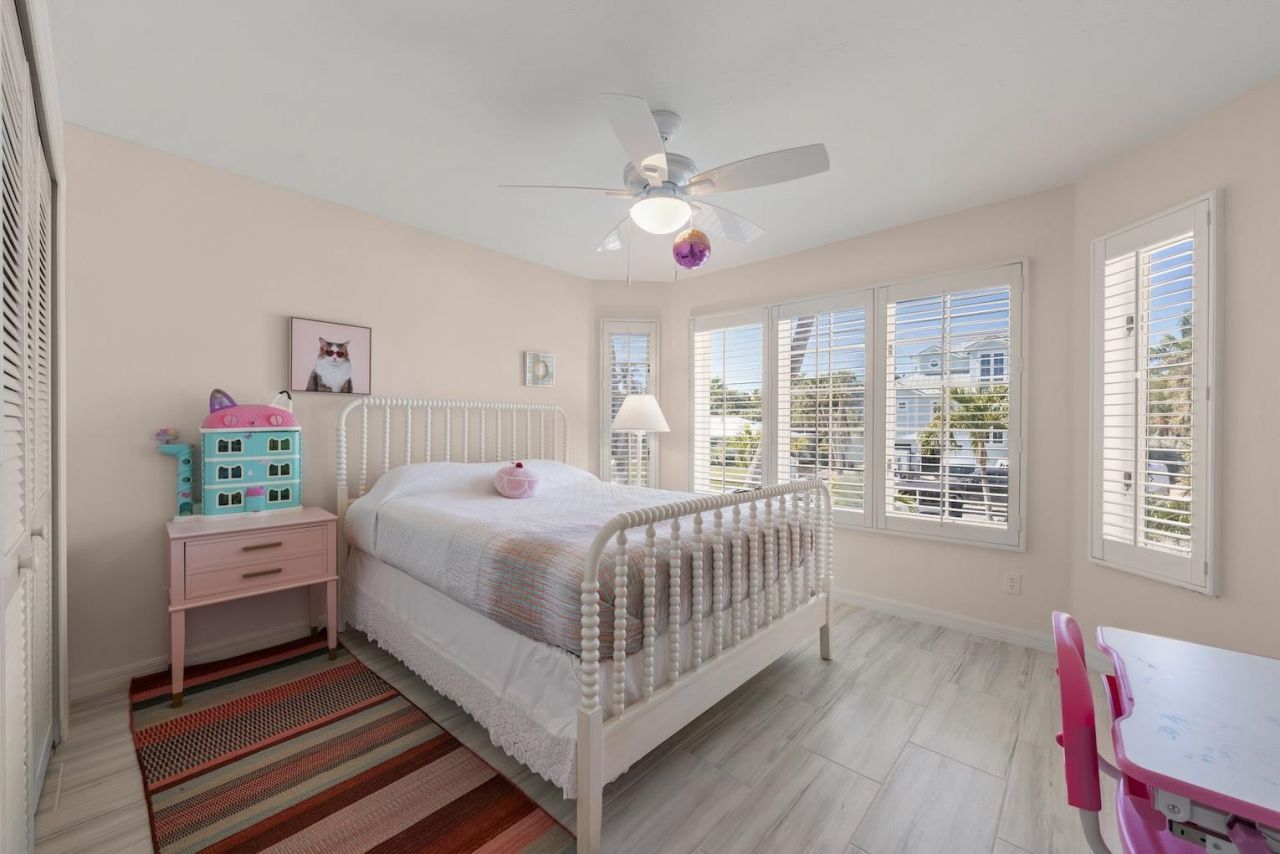 1360 Jamaica Dr, Sanibel, FL 33957 Photo