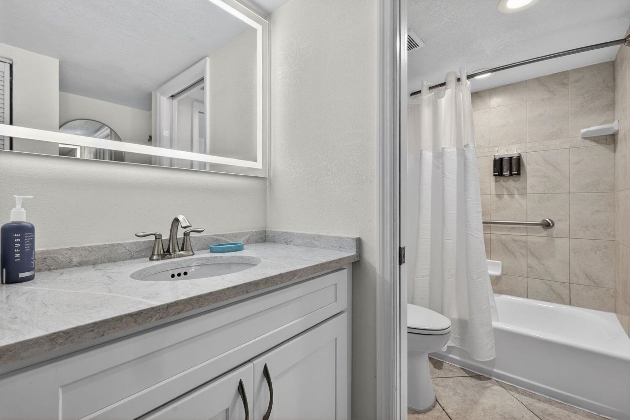 2255 W Gulf Dr, Unit 101, Sanibel, FL 33957 Photo