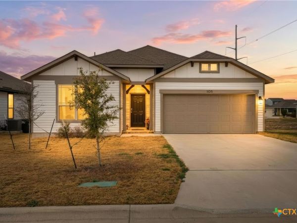 105 Kellys Heroes Way , Jarrell, TX 76537