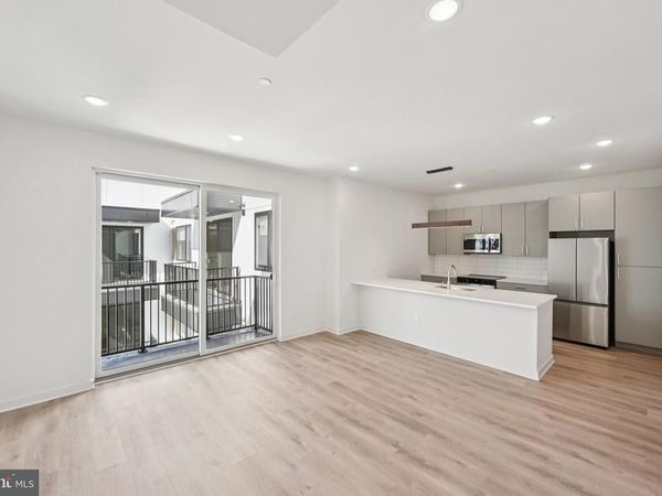 23 ROCK HILL ROAD , Unit 204, BALA CYNWYD, PA 19004