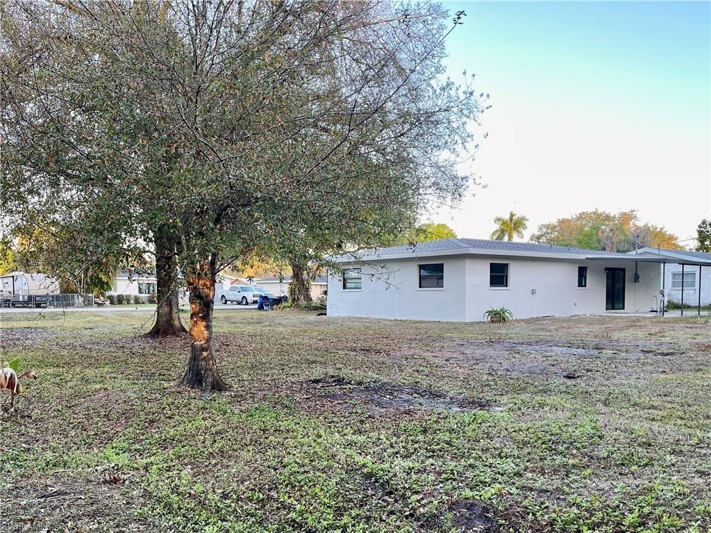 2154 E Gardenia Cir, North Fort Myers, FL 33917 Photo