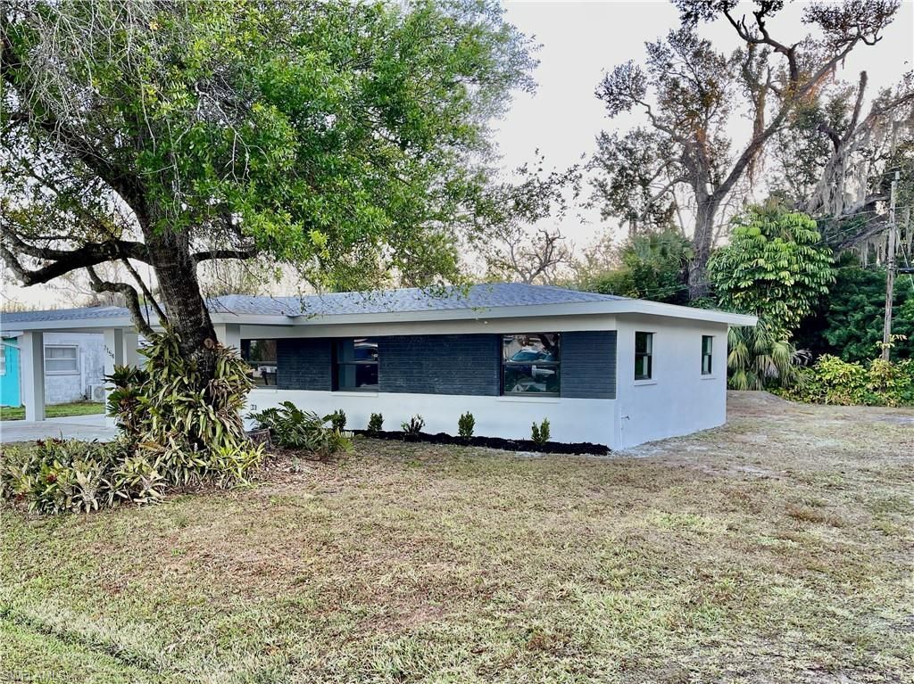 2154 E Gardenia Cir, North Fort Myers, FL 33917 Photo