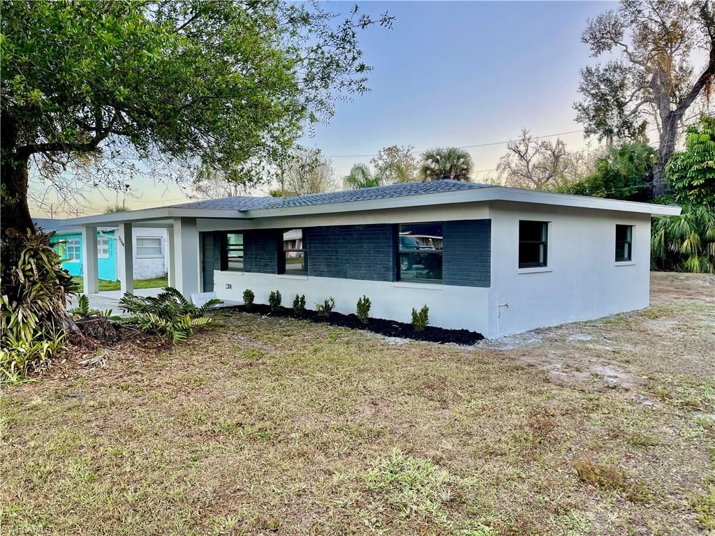 2154 E Gardenia Cir, North Fort Myers, FL 33917 Photo