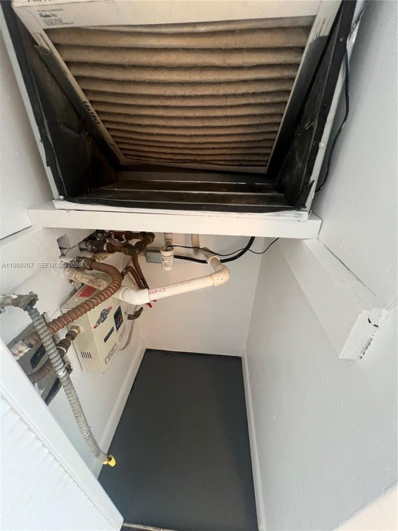 6937 Bay Dr, Unit 210, Miami Beach, FL 33141 Photo