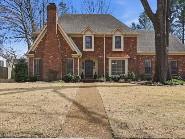 2108 PRESTWICK DR, Germantown, TN 38139