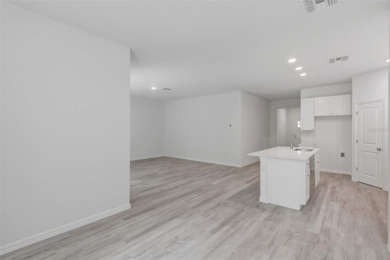 24534 Paul Street, Sorrento, FL 32776 Photo