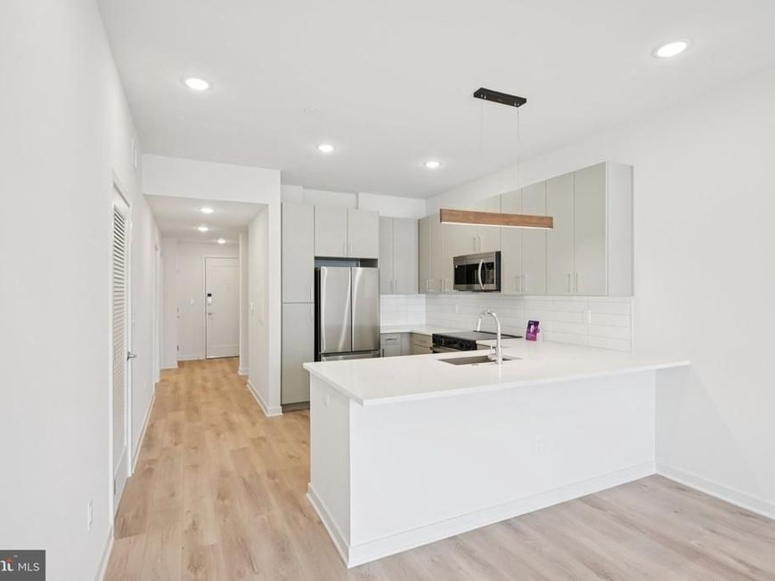 23 Rock Hill Road , Unit 213, Bala Cynwyd, PA 19004 Main Photo