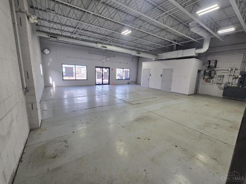 5101 Crookshank Road, Cincinnati, OH 45238 Photo 1