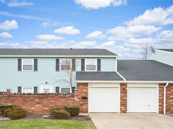 135 Monmouth Court, Mentor, OH 44060