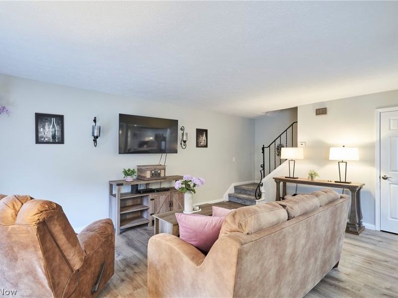 135 Monmouth Court, Mentor, OH 44060 Photo 4