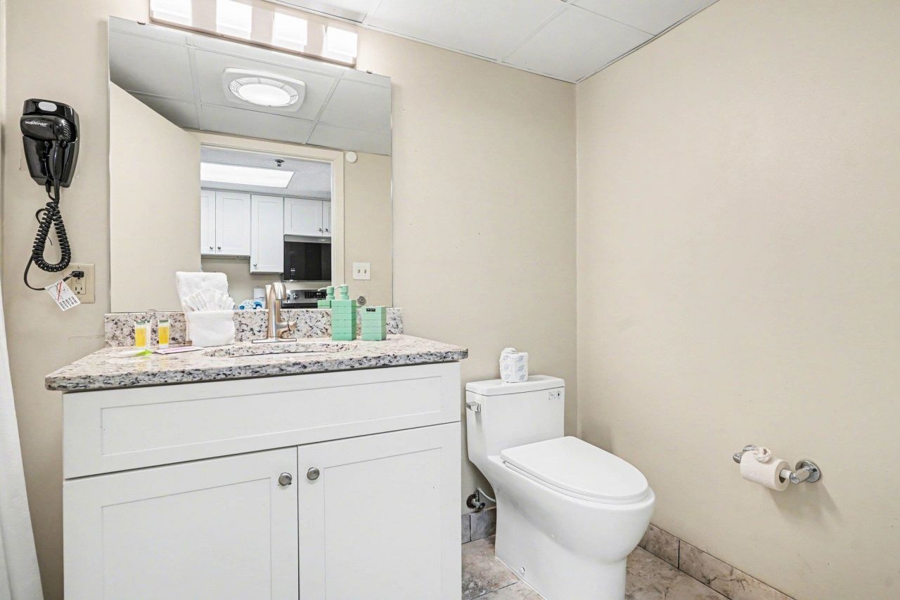 201 Ocean Blvd. S  Photo 16