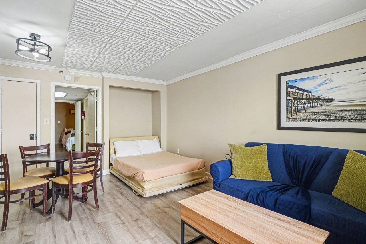 201 Ocean Blvd. S  Photo 7