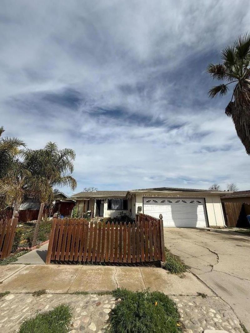 244 Larson Lane, Greenfield, CA 93927 Main Photo