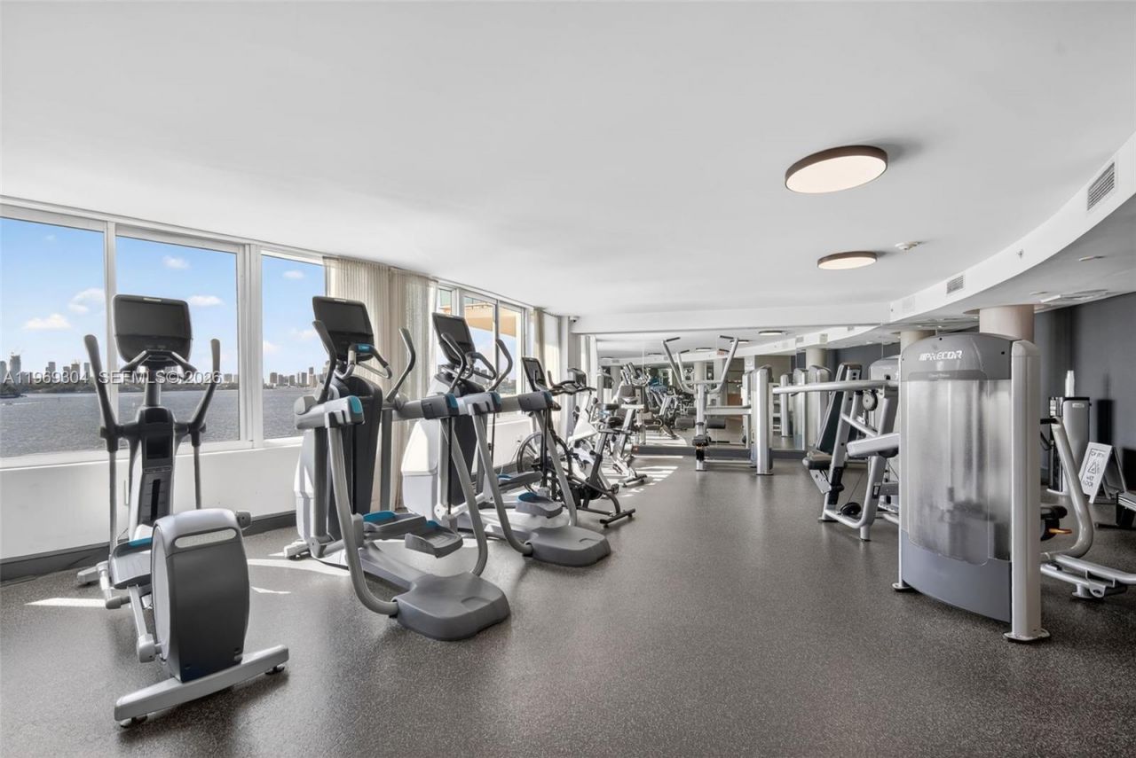 1100 West Ave , Unit 1522, Miami Beach, FL 33139 Photo