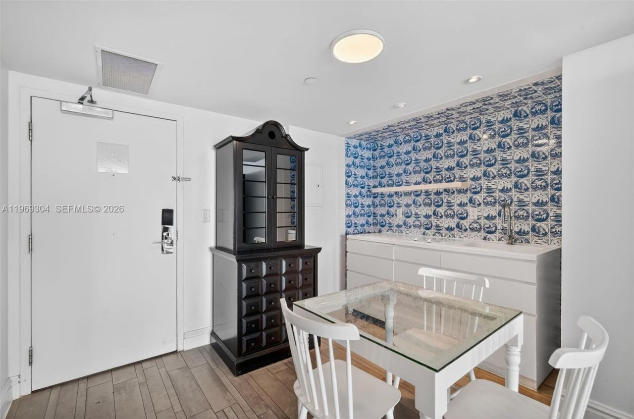 1100 West Ave , Unit 1522, Miami Beach, FL 33139 Photo