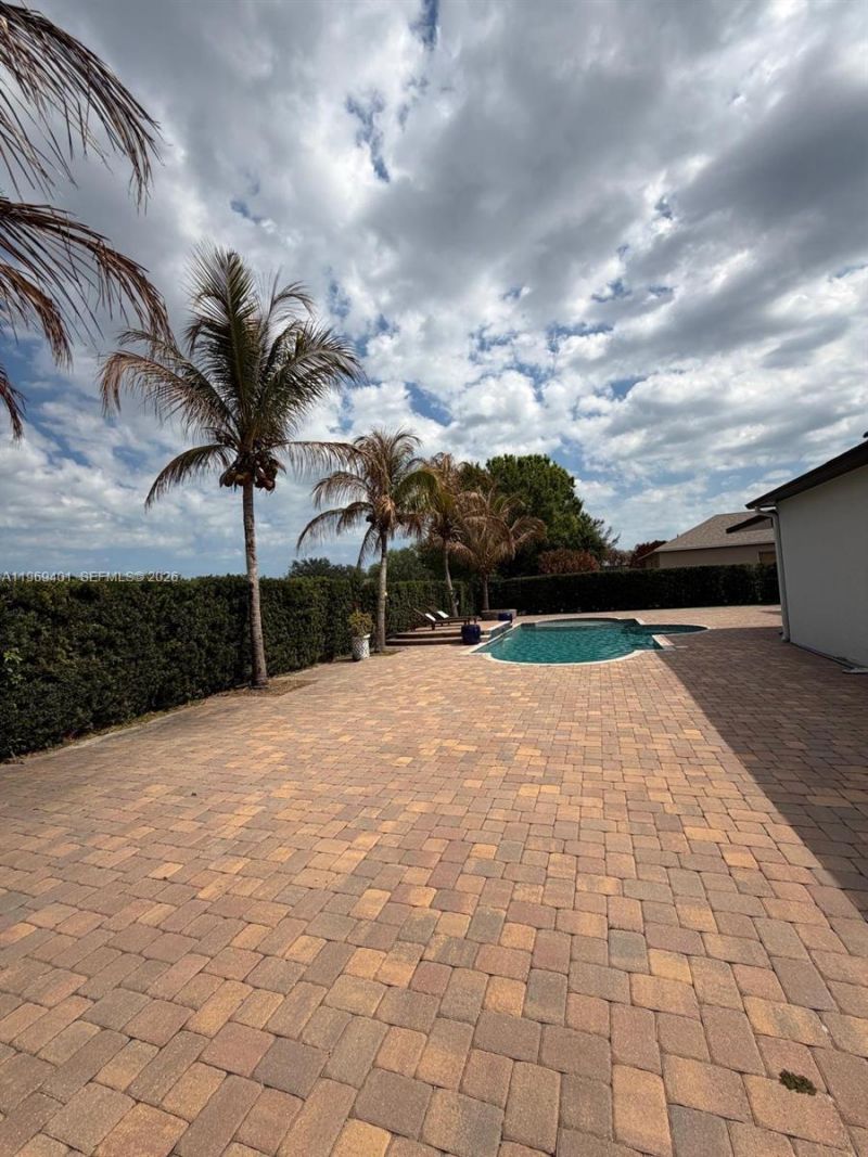 2809 S Serenity Cir S , Fort Pierce, FL 34981 Photo