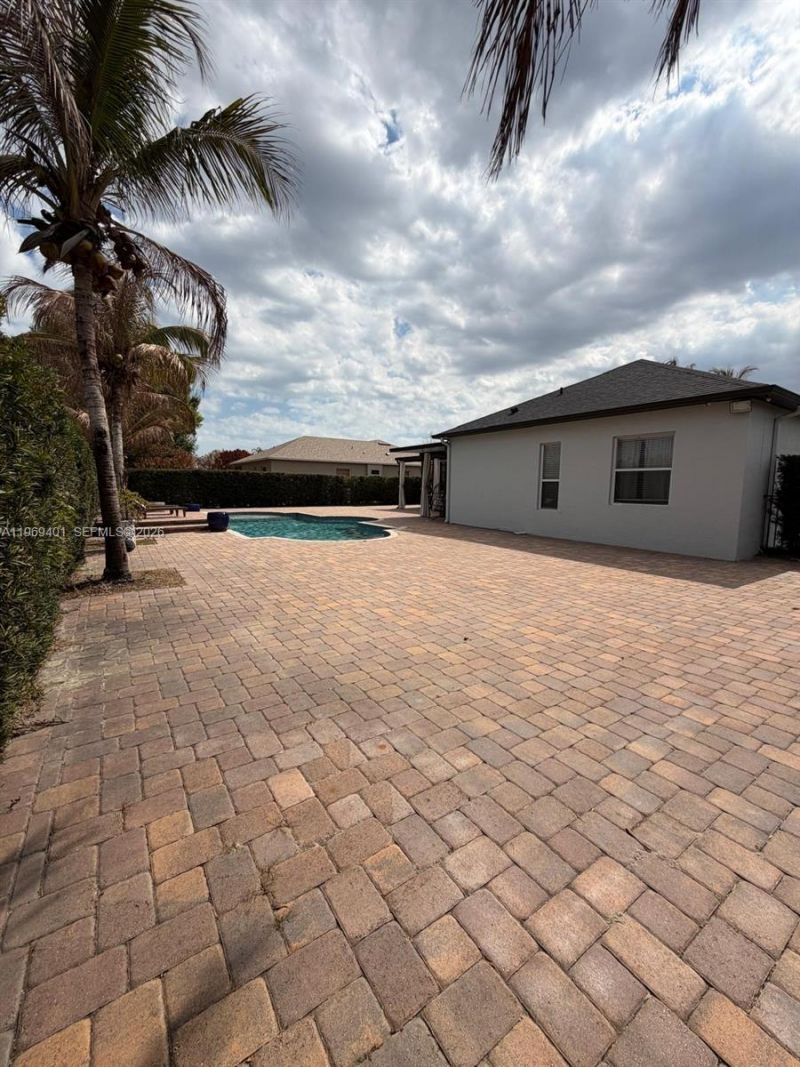 2809 S Serenity Cir S , Fort Pierce, FL 34981 Photo