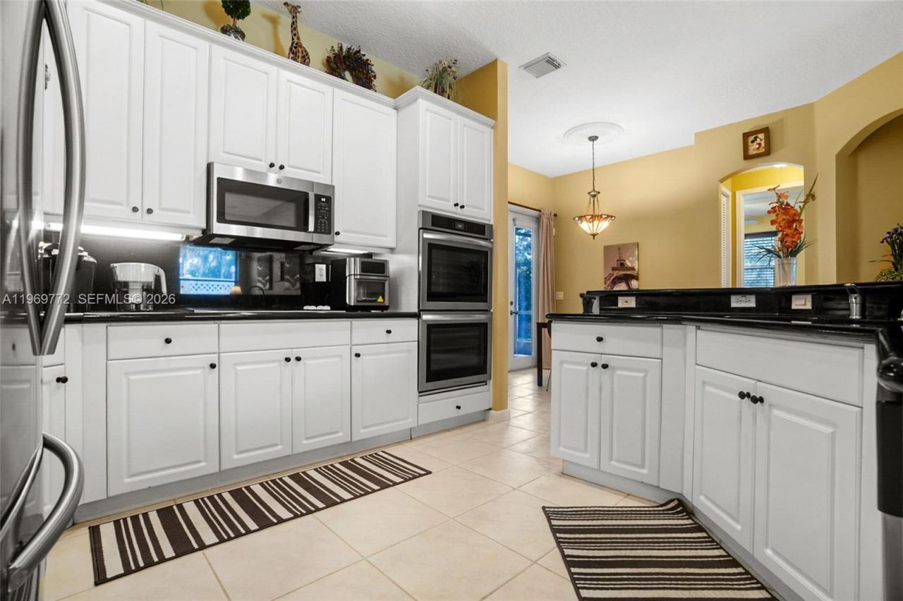 10620 NW 56th Ct, Coral Springs, FL 33076 Photo