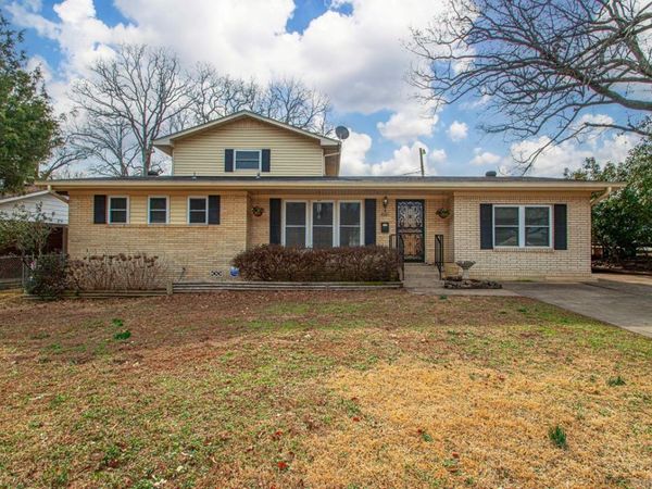 4313 Idlewild, North Little Rock, AR 72116