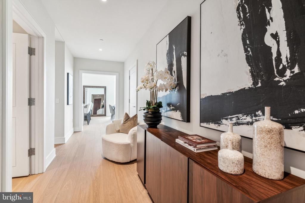 301 S Broad, Unit 2502, Philadelphia, PA 19107 Main Photo