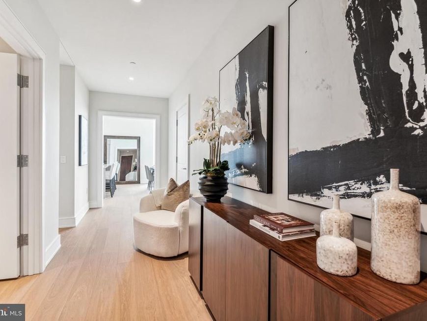 301 S Broad, Unit 2502, Philadelphia, PA 19107 Main Photo