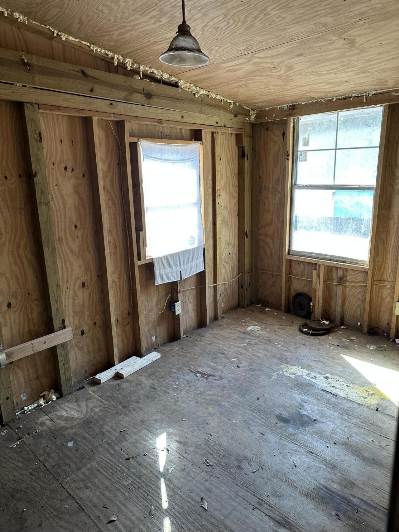 1645 Cuffy Lane Photo 12