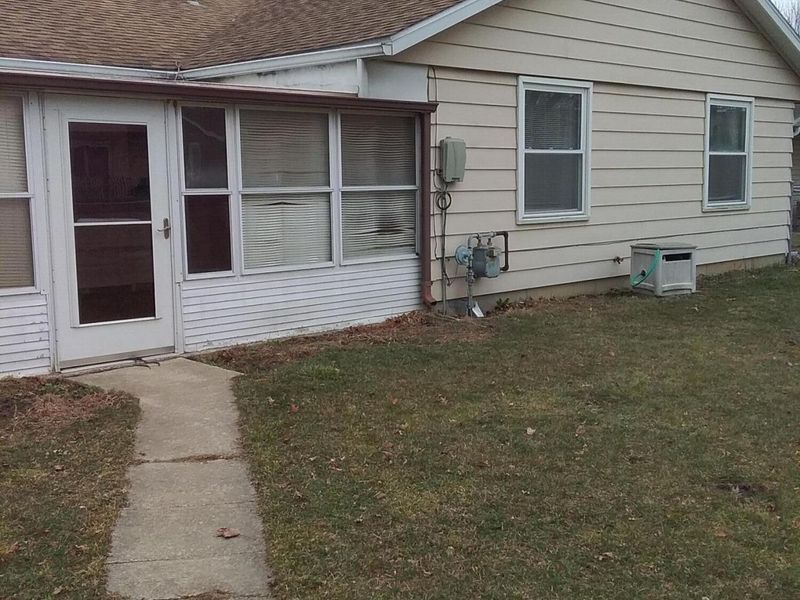 819 Heather Drive, Saint Marys, OH 45885 Photo 2