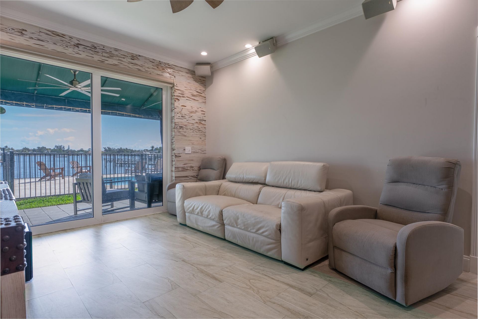 318 N Lake Drive, Lantana, FL 33462 Photo